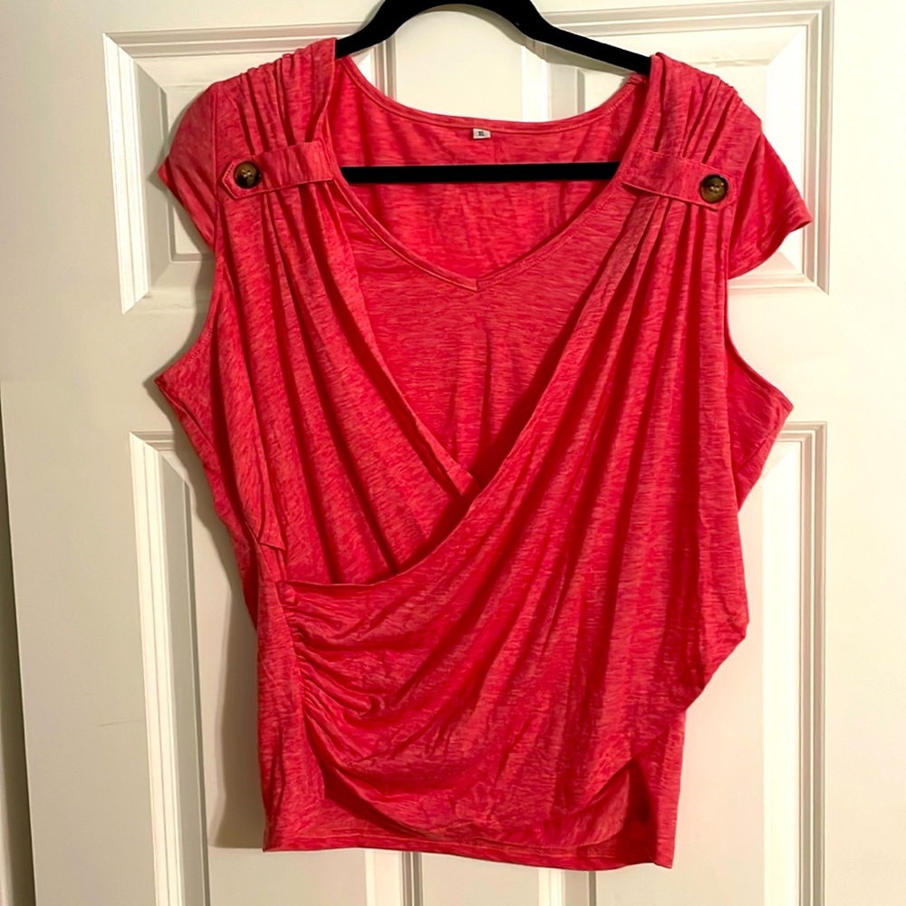 Brand new pink top